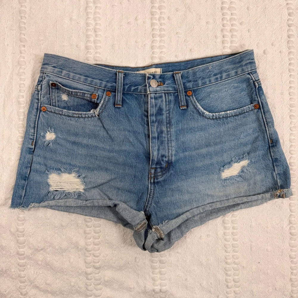 Madewell Relaxed Denim Shorts Light Wash Distressed Button Fly Size 28